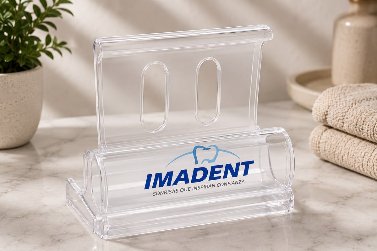 Imadent: acrílicos con su logo, hechos por Corporación Visionaria